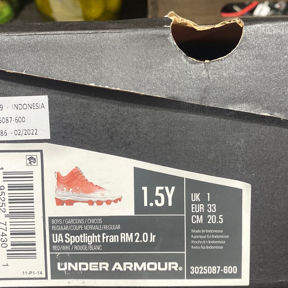 Brand new Under Armour football cleats